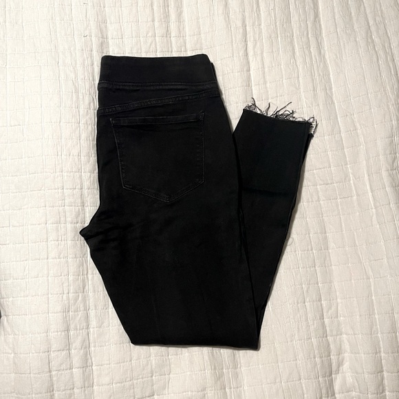 Old Navy Rockstar Jegging - Picture 1 of 6